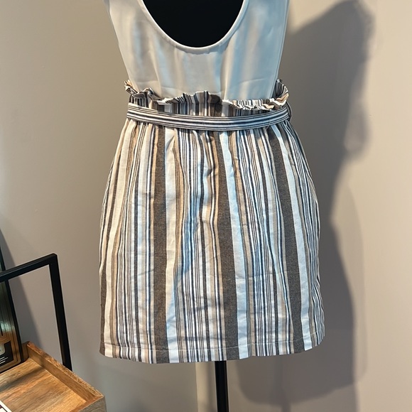 Shein size M skirt worn once - Picture 2 of 5